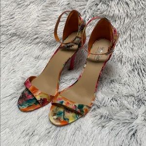 Mossimo Floral Heels Size 7